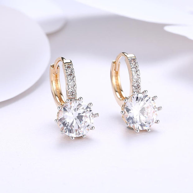 10 Prong Brilliant Round Cut Huggie Earring in 18K Gold Plated with